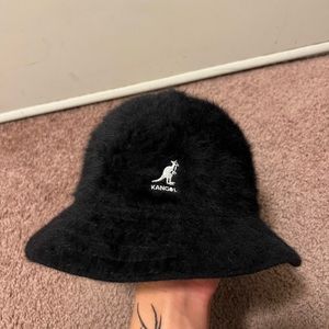 PRE OWNED KANGOL FUR BUCKET HAT 🎂